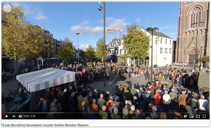 75 jaar Bevrijding Heuvelplein muziek fanfare Bereden Wapens