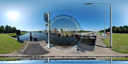 003 Sluis 1 zuid  boten varen sluis in - Wilhelminalaan - Oosterhout