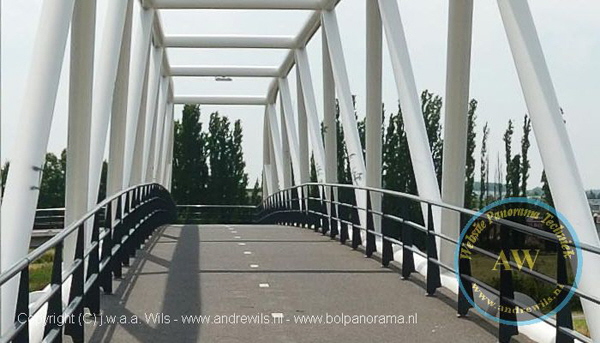 013 klein Fietsbrug De Oversteek Noord - Kanaaldijk noord - Dongen_w