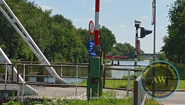 037 klein Wilhelminakanaal (337) - Brug Heikantsebaan - Tilburg_w