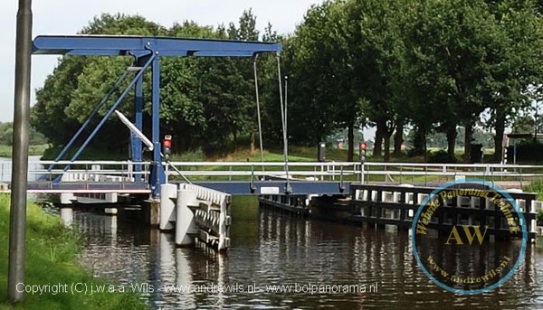 057 klein Brug Holenakker Zuid 1 - Wilhelminaknaal - Hilvarenbeek_w