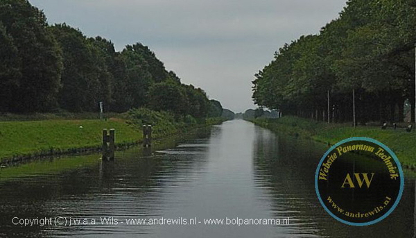 059 Brug klein Holenakker op de brug - Wilhelminaknaal - Hilvarenbeek_w