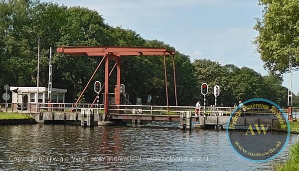 065 klein Brug Kattenberg Oost - Wilhelminakanaal - Oirschot_w