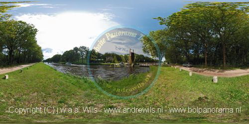 066 Brug Kattenberg brug open Oost - Wilhelminakanaal - Oirschot