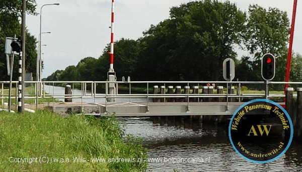 083 klein Brug Stad van Gerwen achter de brug - Wilhelminakanaal - Nuenen, Gerwen en Nederwetten_w_w