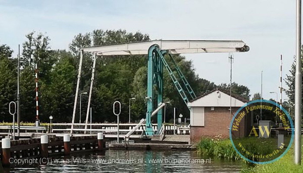 087 klein Sluis V en Brug Noord 1 - Wilhelminakanaal - Laarbeek (Lieshout)_w