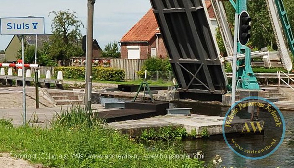 091 klein Sluis V en Brug Zuid brug open 1 - Wilhelminakanaal - Laarbeek (Lieshout)_w