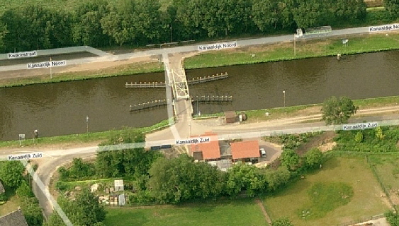 Luchtfoto Bing maps Hooydonk